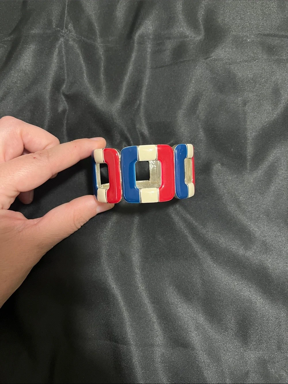 Women’s bracelet